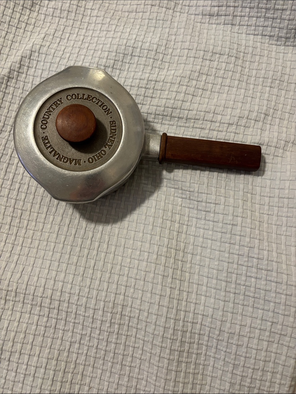 Magnalite Saucepan & Lid, GHC Country Collection